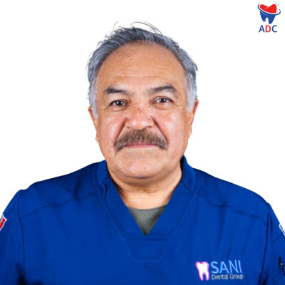 Dr. Alberto Soto | Crown dentist in Los Algodones